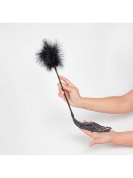 Feather tickler and whip secret play - Black